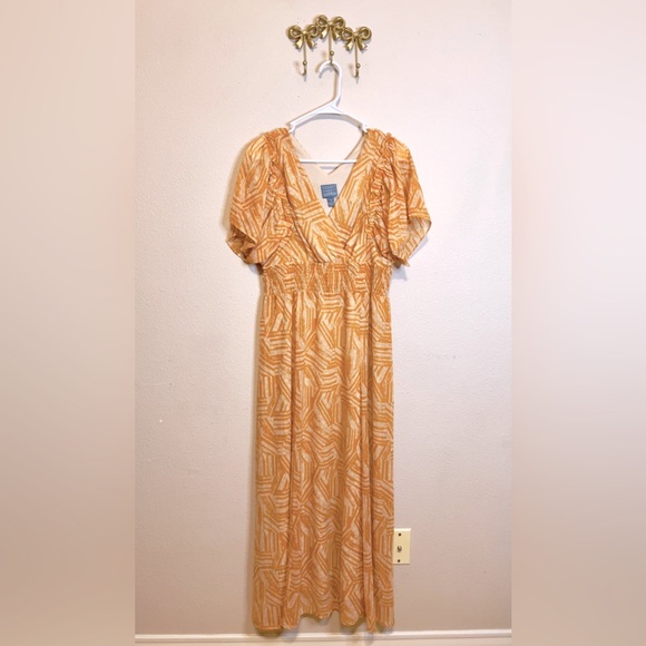 Rabbit Rabbit Rabbit Mustard Yellow with ivory Geometric Maxi Dress. V-Neck - Picture 1 of 7